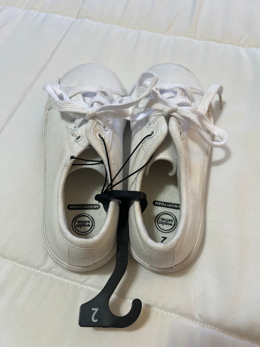 Wonder Nation White Canvas Sneakers Youth 2 Low Top Lace Up Memory Foam Shoes